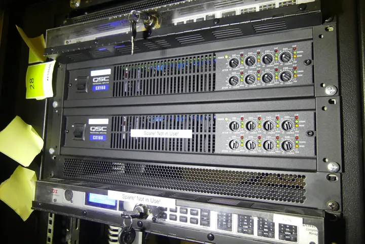 QSC Endstufe Modell: CX168